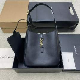 Picture of Saint Laurent Handbags _SKUfw225085311fw